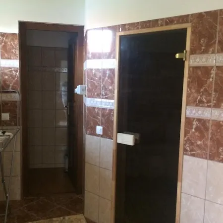 Guest house Bajusz Vendeghaz *