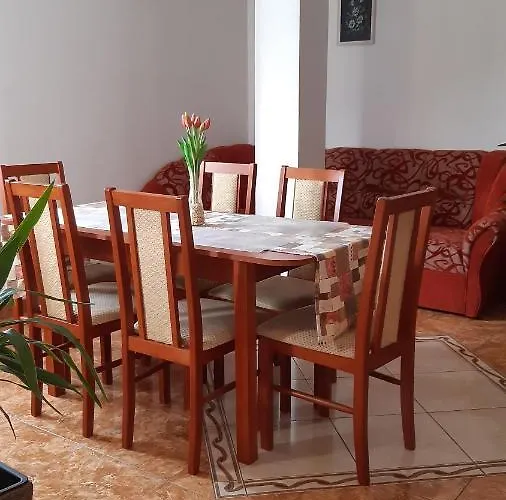 Bajusz Vendeghaz بيت ضيافة