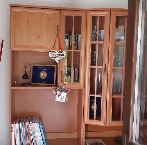Bajusz Vendeghaz بيت ضيافة 3*